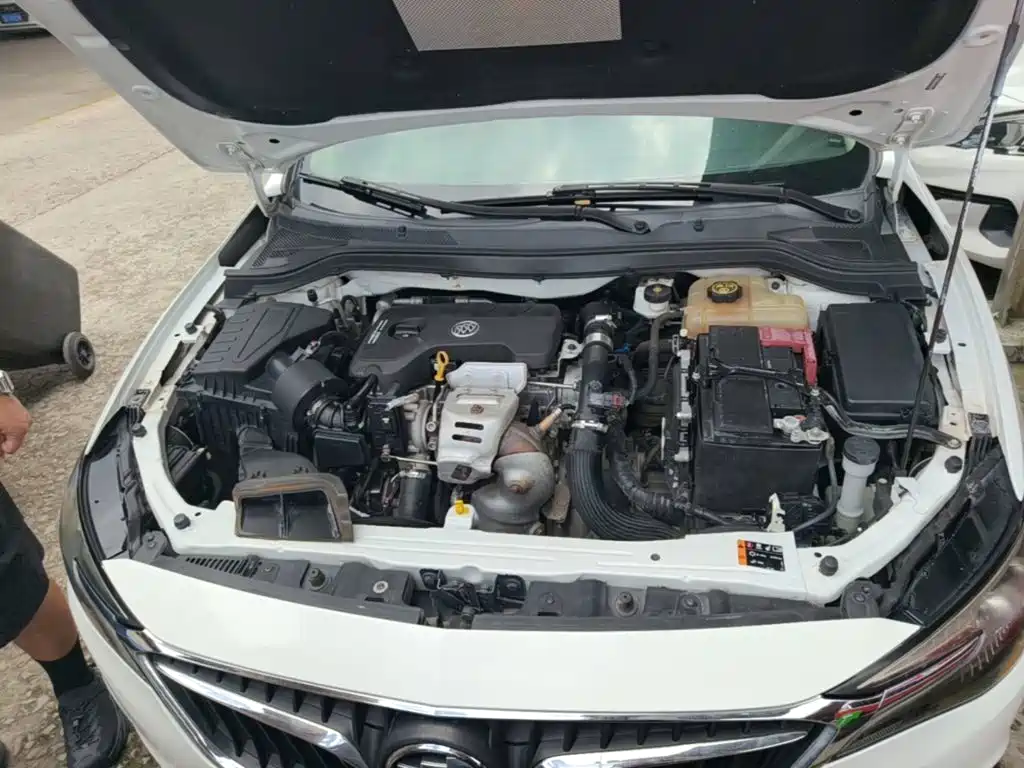 Фото 20 - Buick Excelle