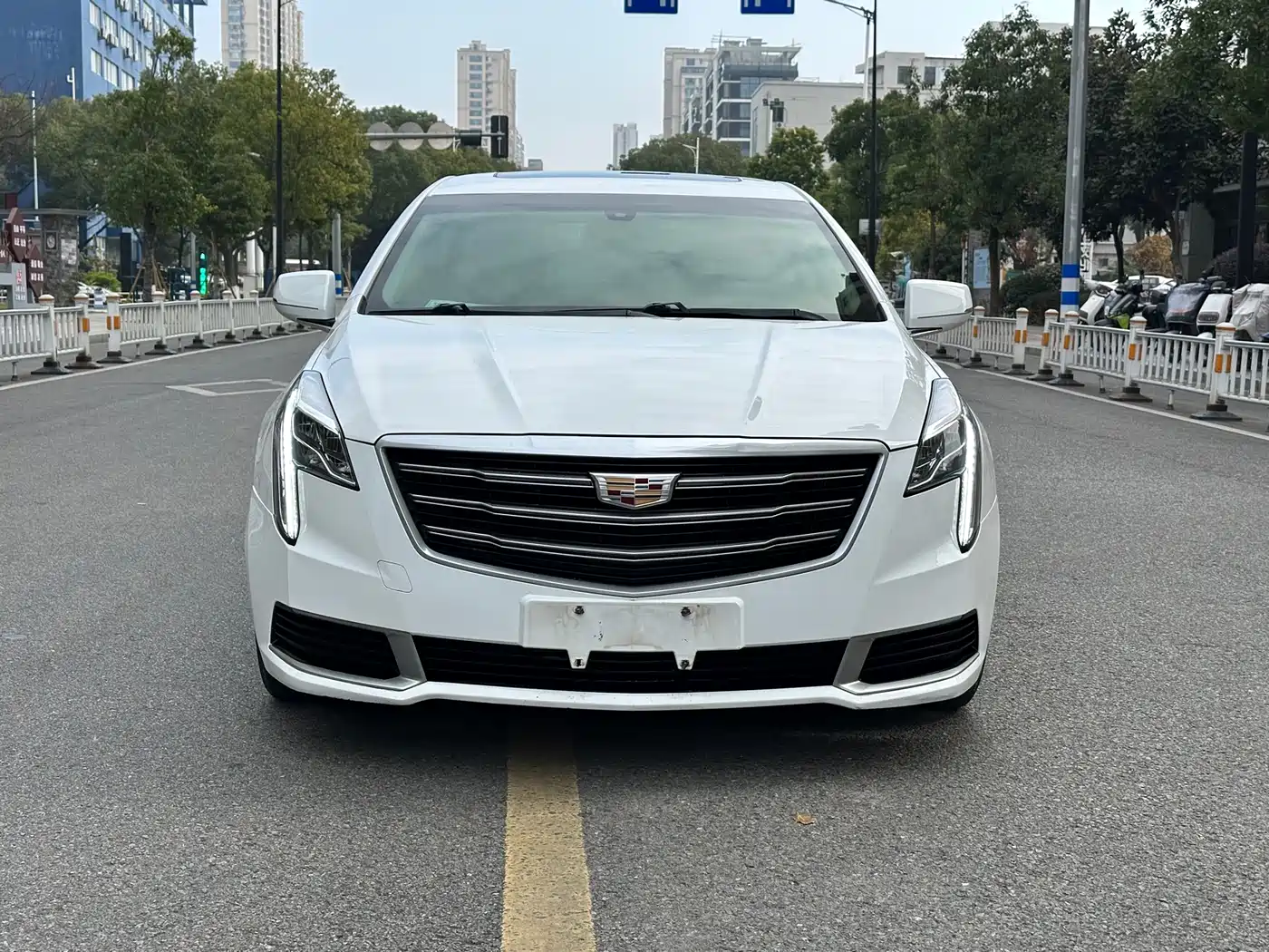 Cadillac XTS 2018 28T Technology фото 2