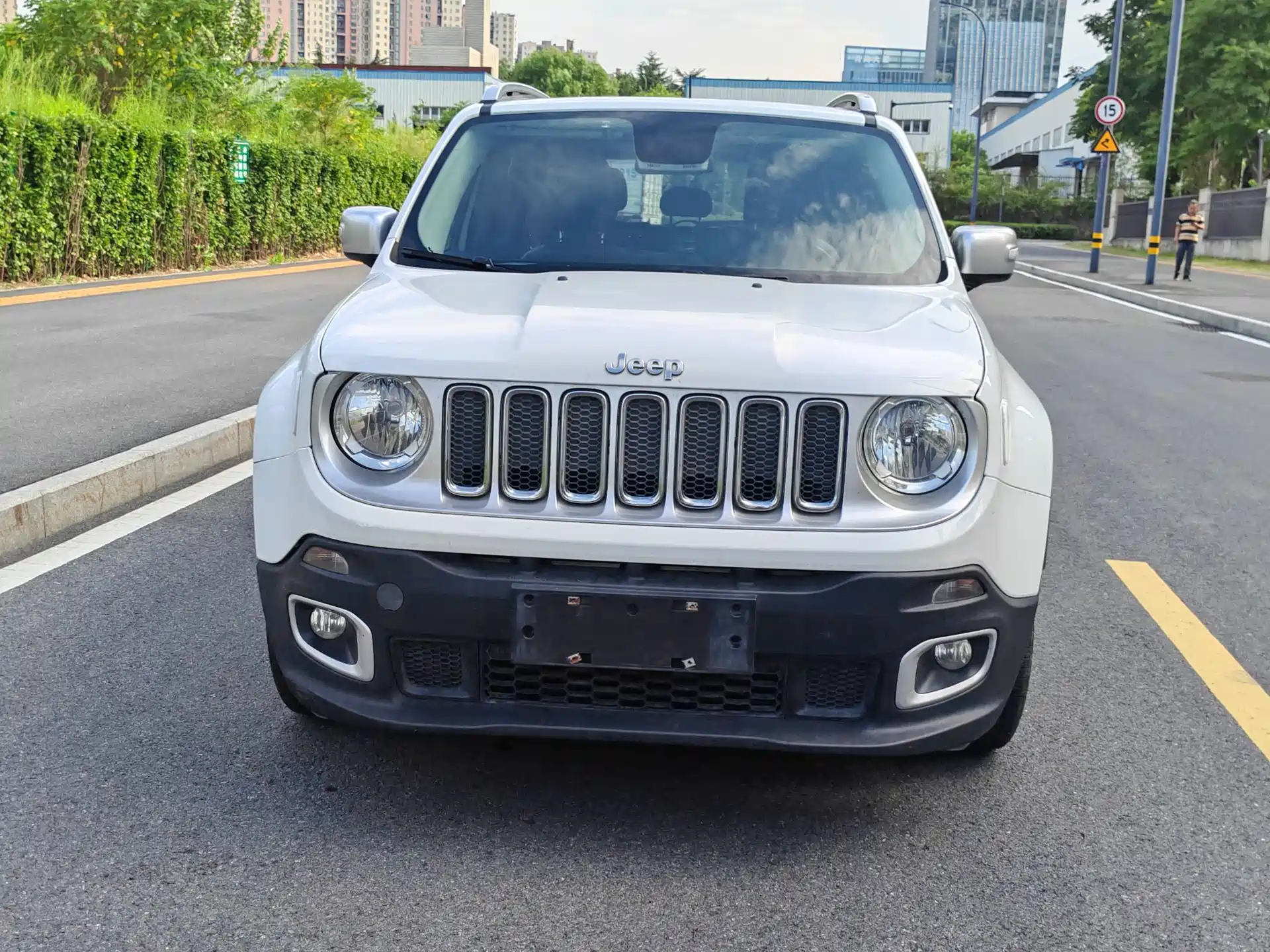 صورة 2 - Jeep Renegade