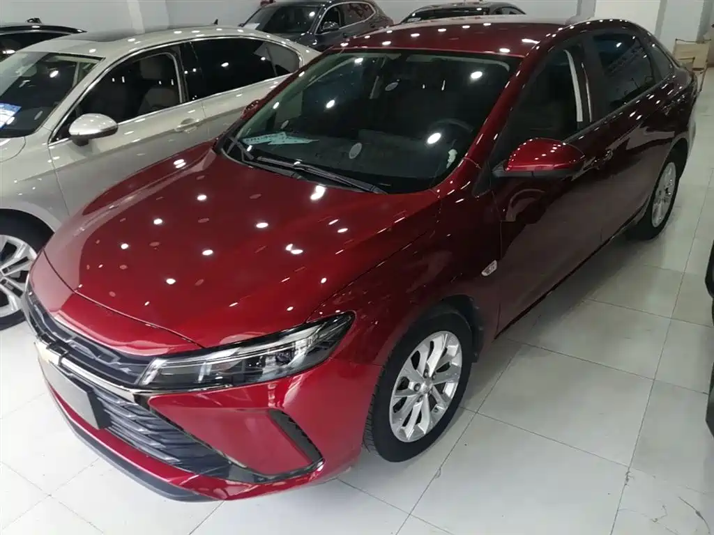 CHEVROLET CRUZE