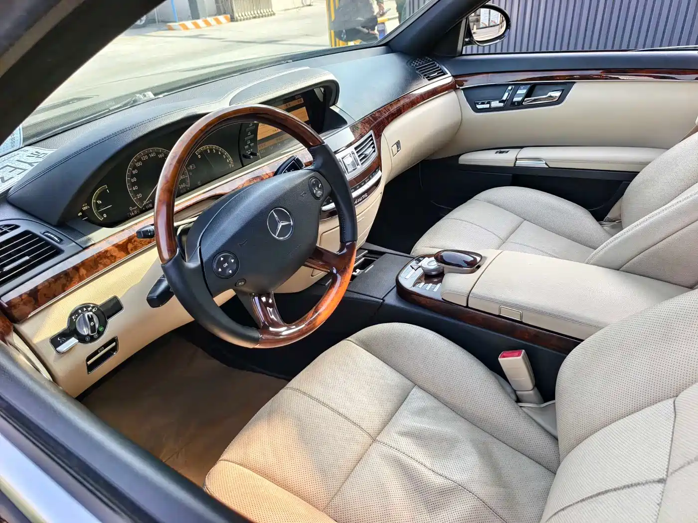 Mercedes-Benz S-Class 2008 S 350 L 4MATIC фото 9