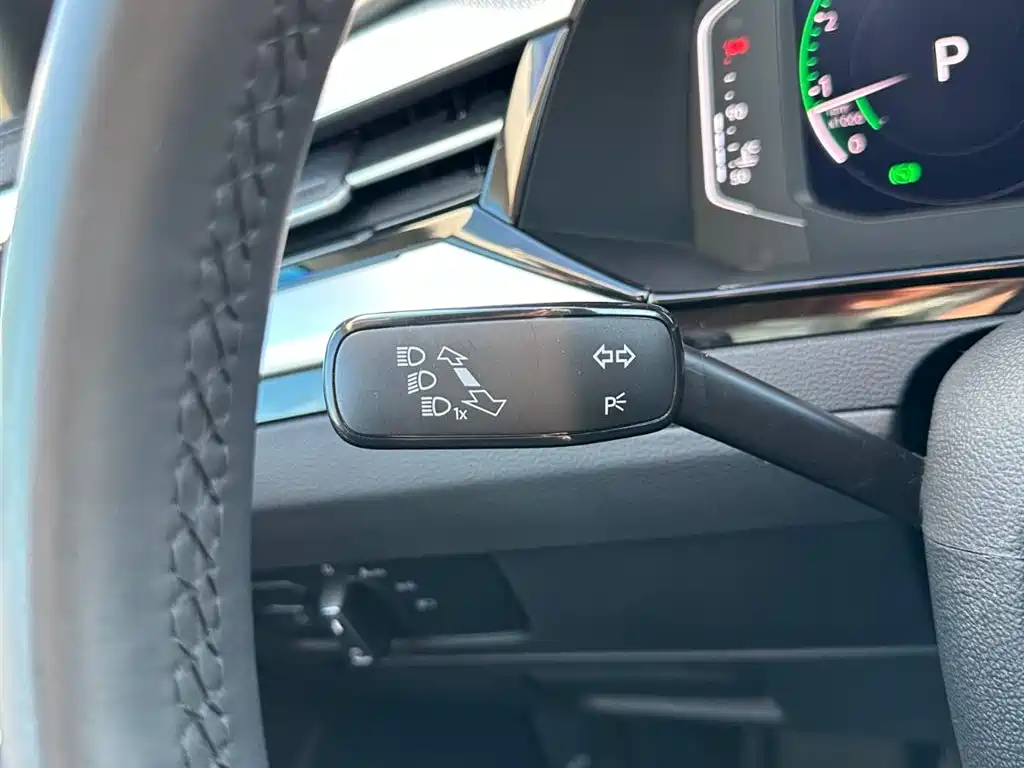Volkswagen FAW-Volkswagen CC 2021 Shooting Brake 330TSI Hunter Edition фото 25