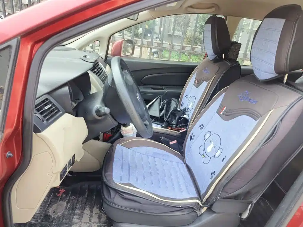 Venucia R50 2014 2013 1.6L Auto Fashion