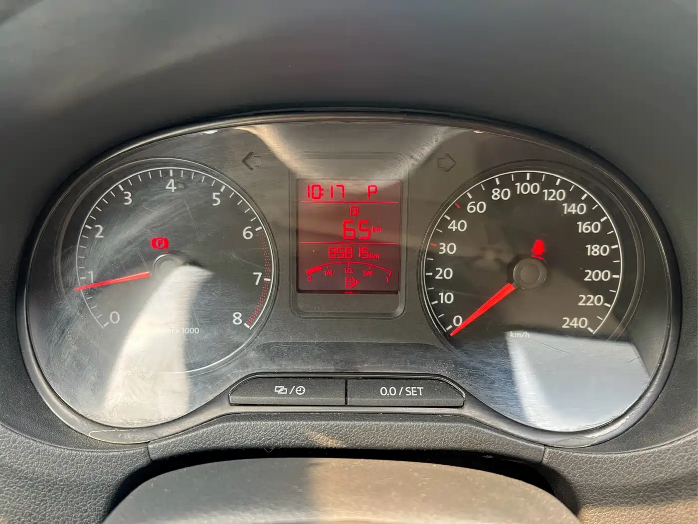 Volkswagen Polo 2013 1.6L Automatic Comfort Edition фото 21