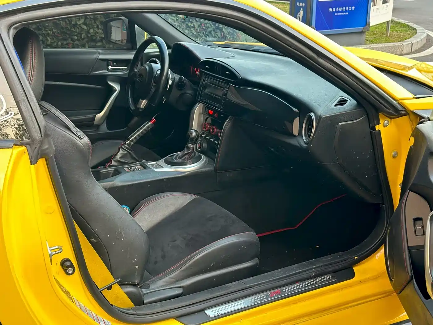 Subaru BRZ 2017 2.0i Automatic type-RS Edition фото 6
