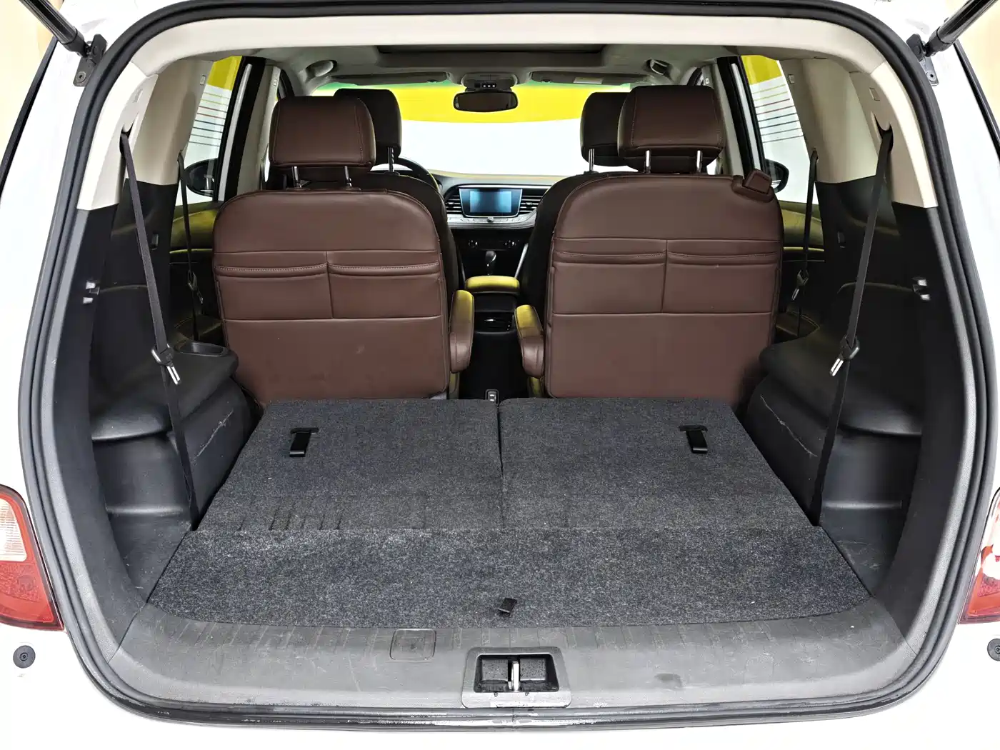 Buick GL6 2018 2018 18T 6-Seater Premium