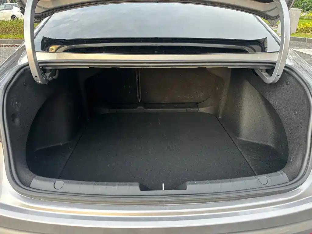 Geely Preface 2021 2021 2.0TD Flagship Model