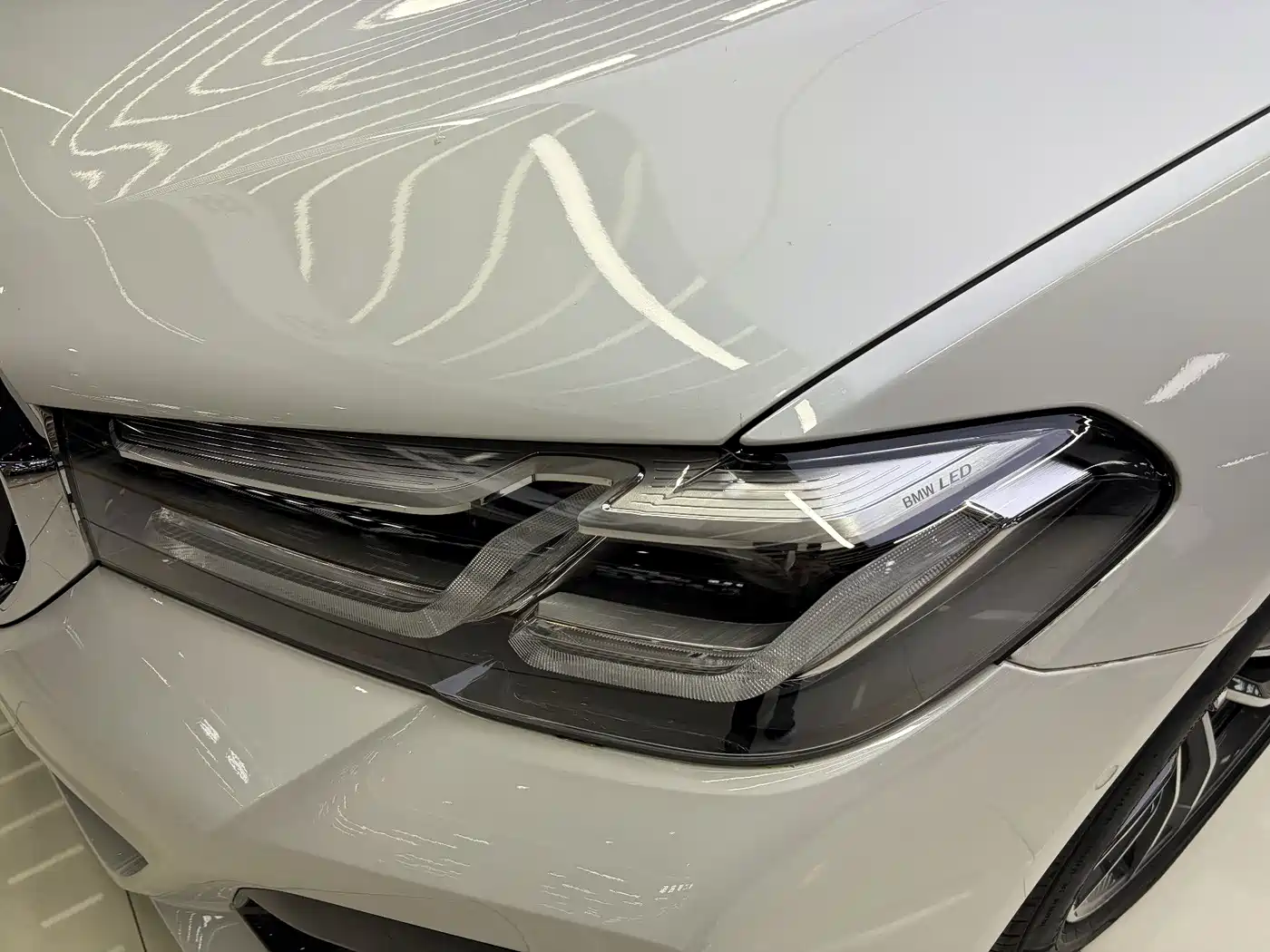 BMW 5 Series New Energy 2022 Facelift II 535Le Pioneer Edition M Sport Package фото 21