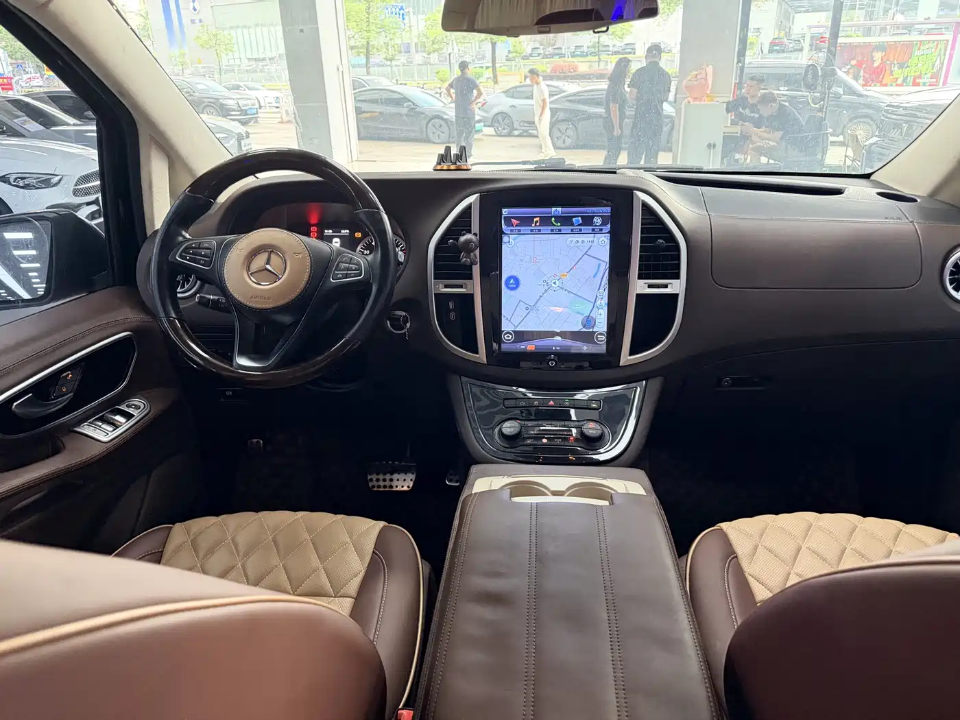 Mercedes-Benz Vito 2016 2.0T Elite Edition фото 6