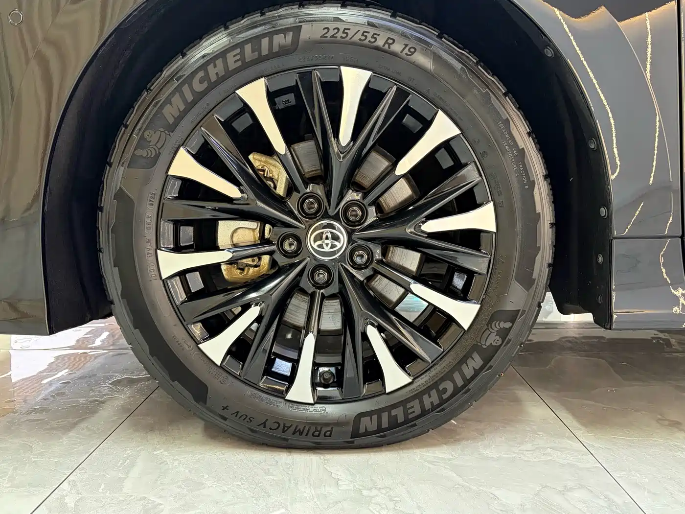 Toyota Alphard 2025 2024 Hybrid 2.5L Ultimate Enjoyment Edition