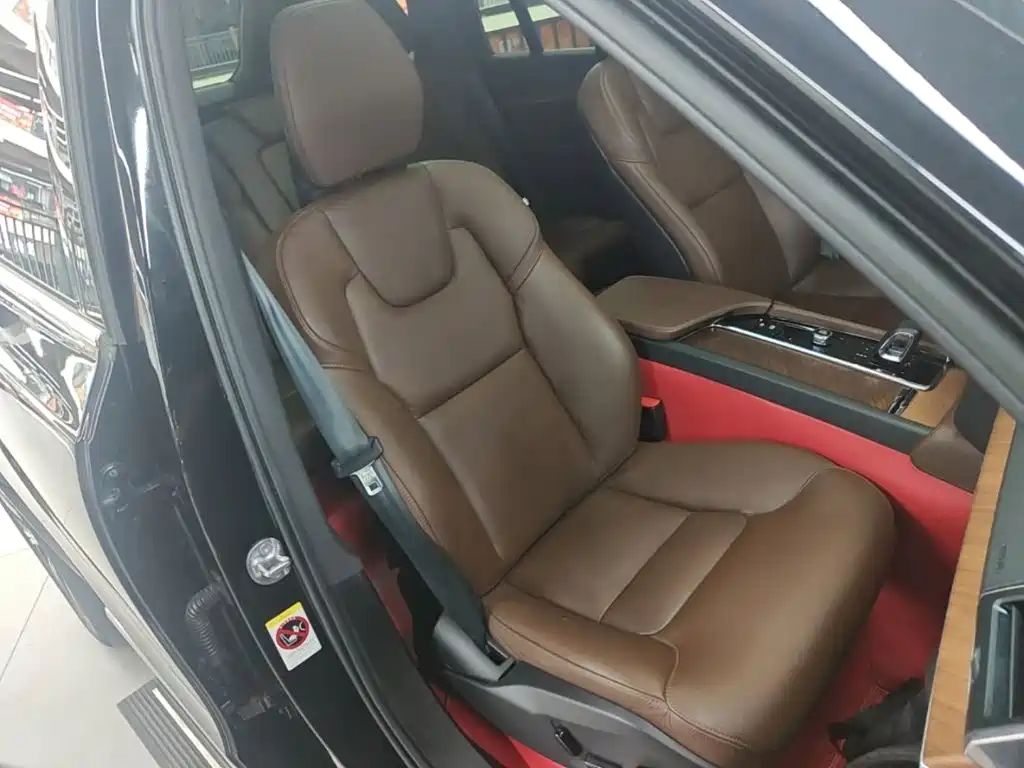 Volvo XC90 2023 2023 B5 Smart Luxury Edition 5-Seater