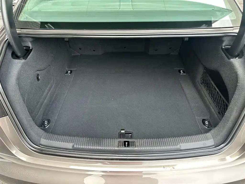 Audi A6L 2014 TFSI Standard фото 16