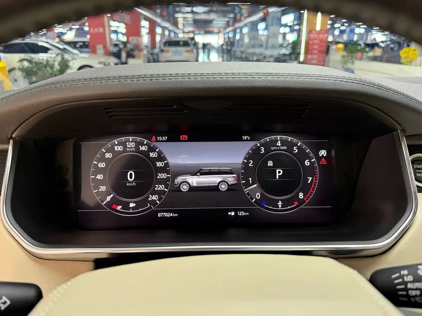 Land Rover Range Rover 2018 3.0 SC V6 Golden Age Edition фото 10