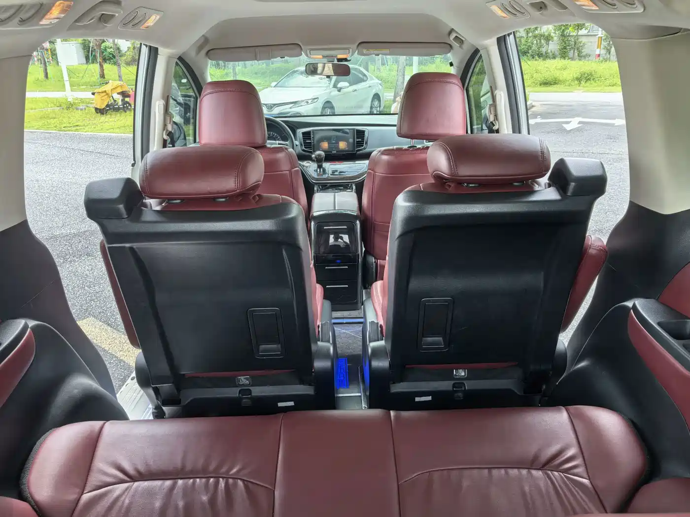 Фото 13 - Honda Odyssey