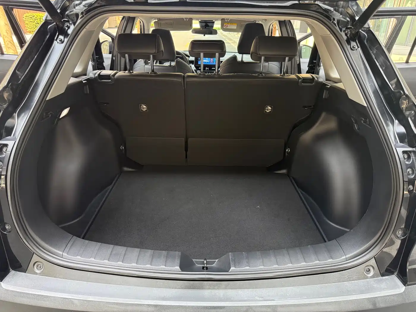 Toyota Frontlander 2022 2.0L CVT Luxury PLUS Edition фото 20