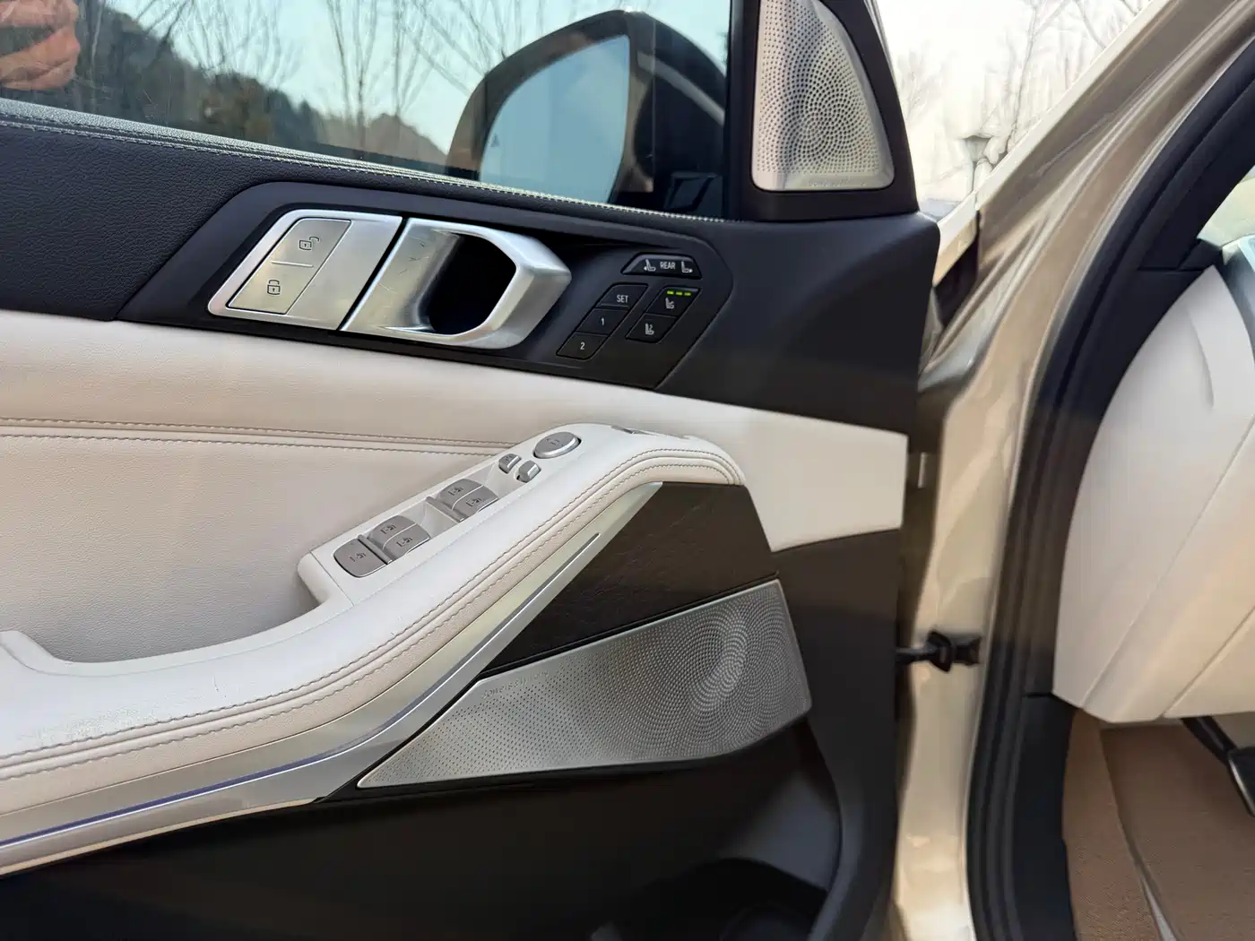 BMW X7 2019 xDrive40i Executive M Sport Package фото 13