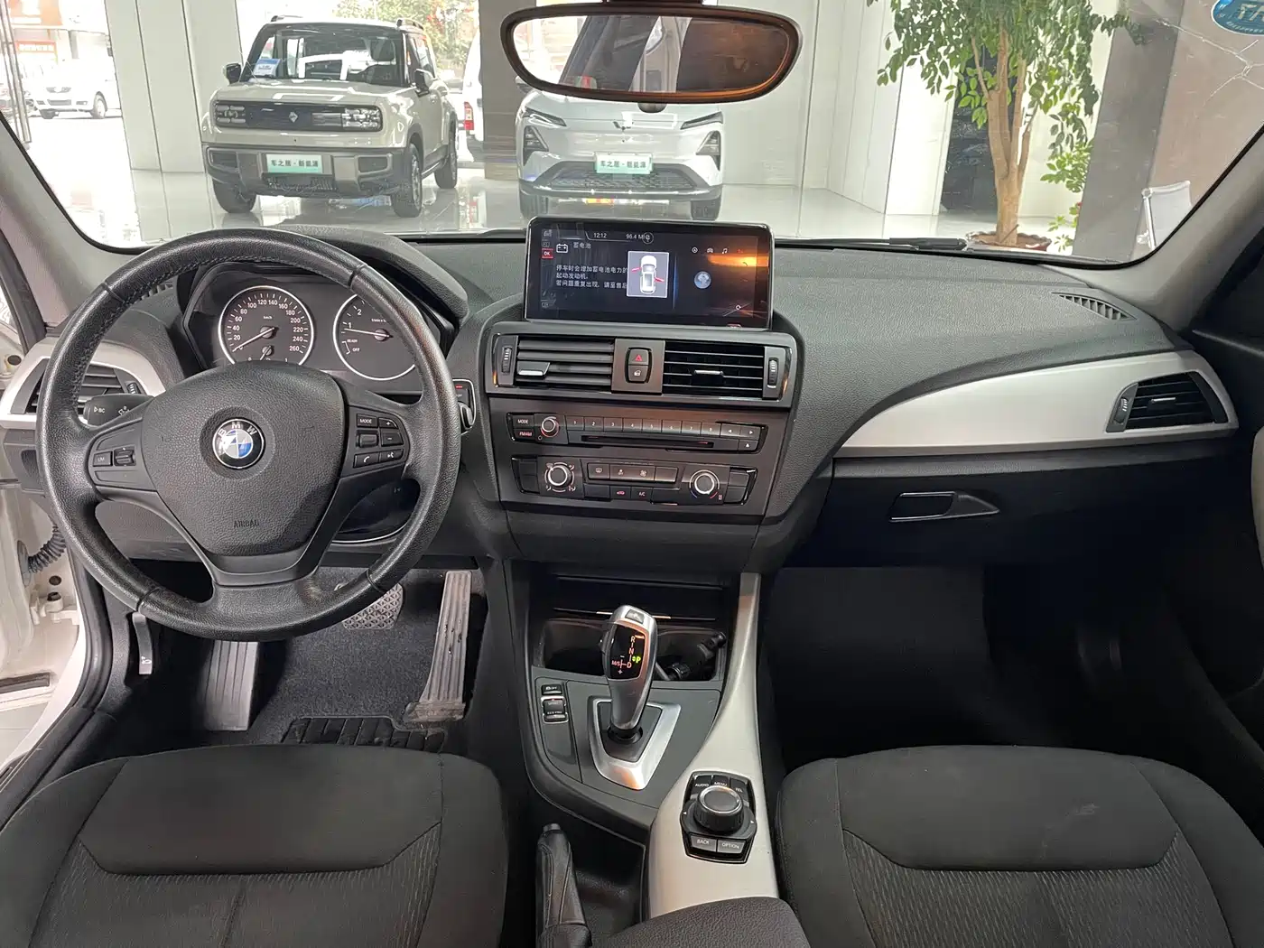 BMW 1 Series (Import) 2013 Facelift 116i Leading Model фото 7