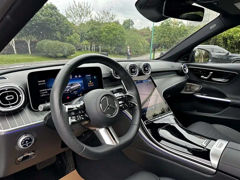 Mercedes-Benz C-Class 2025 C 260 L Night Sport Edition фото 4