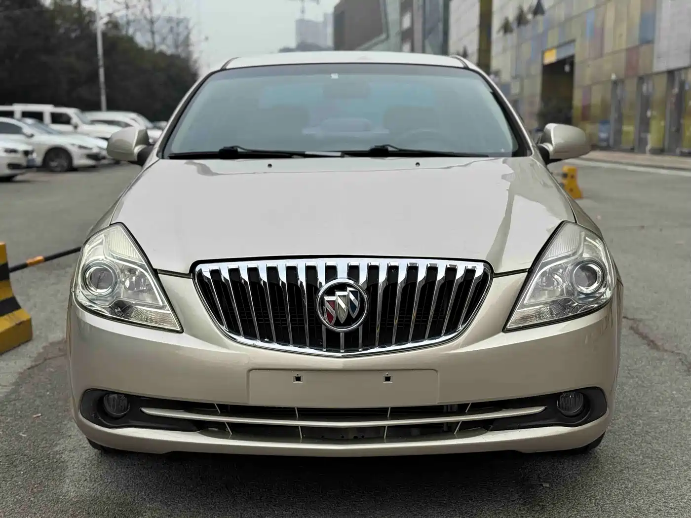Buick Excelle 2013 1.5L Automatic Classic фото 2