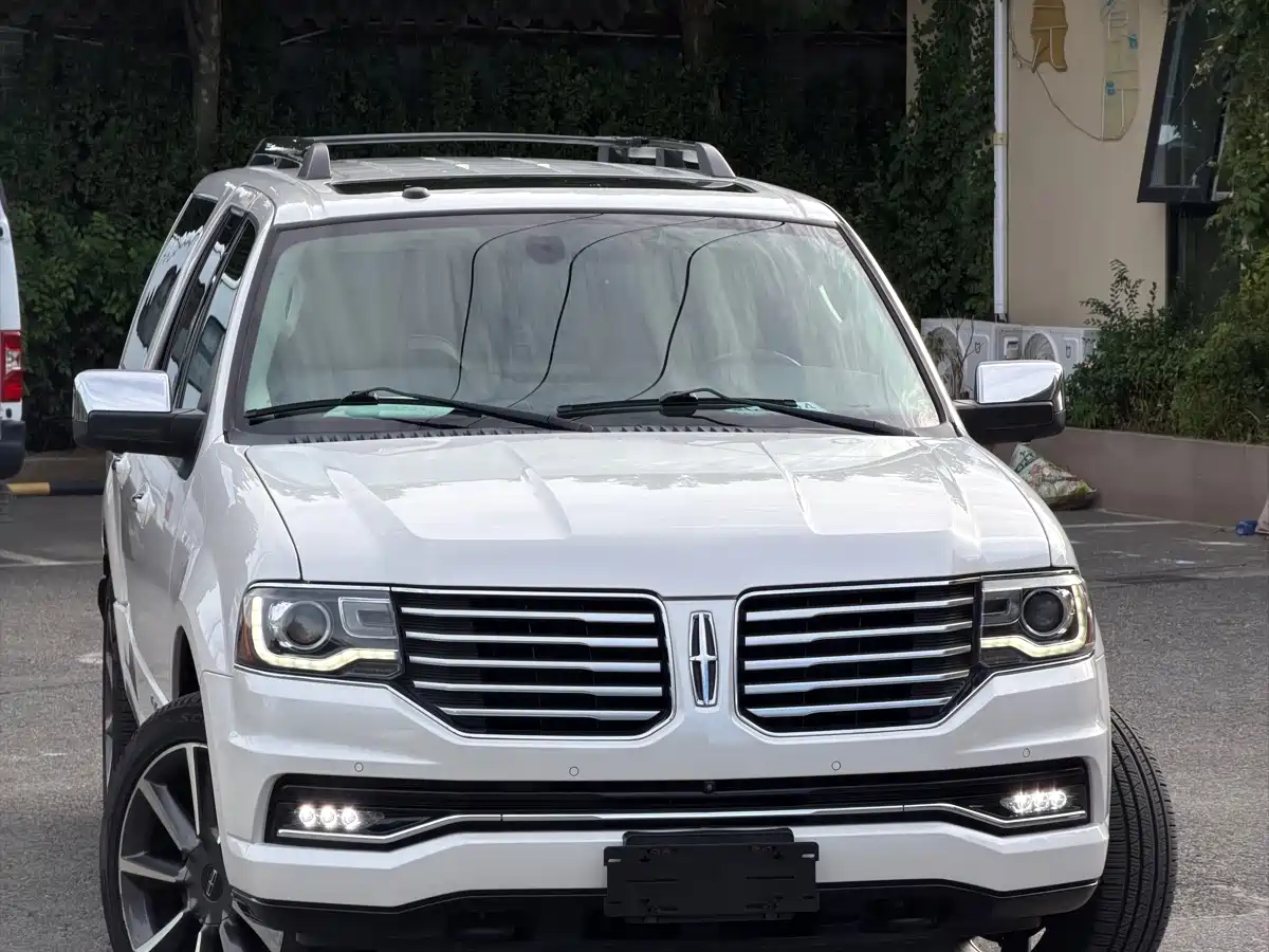 Lincoln Navigator 2017 — пригон из Китая