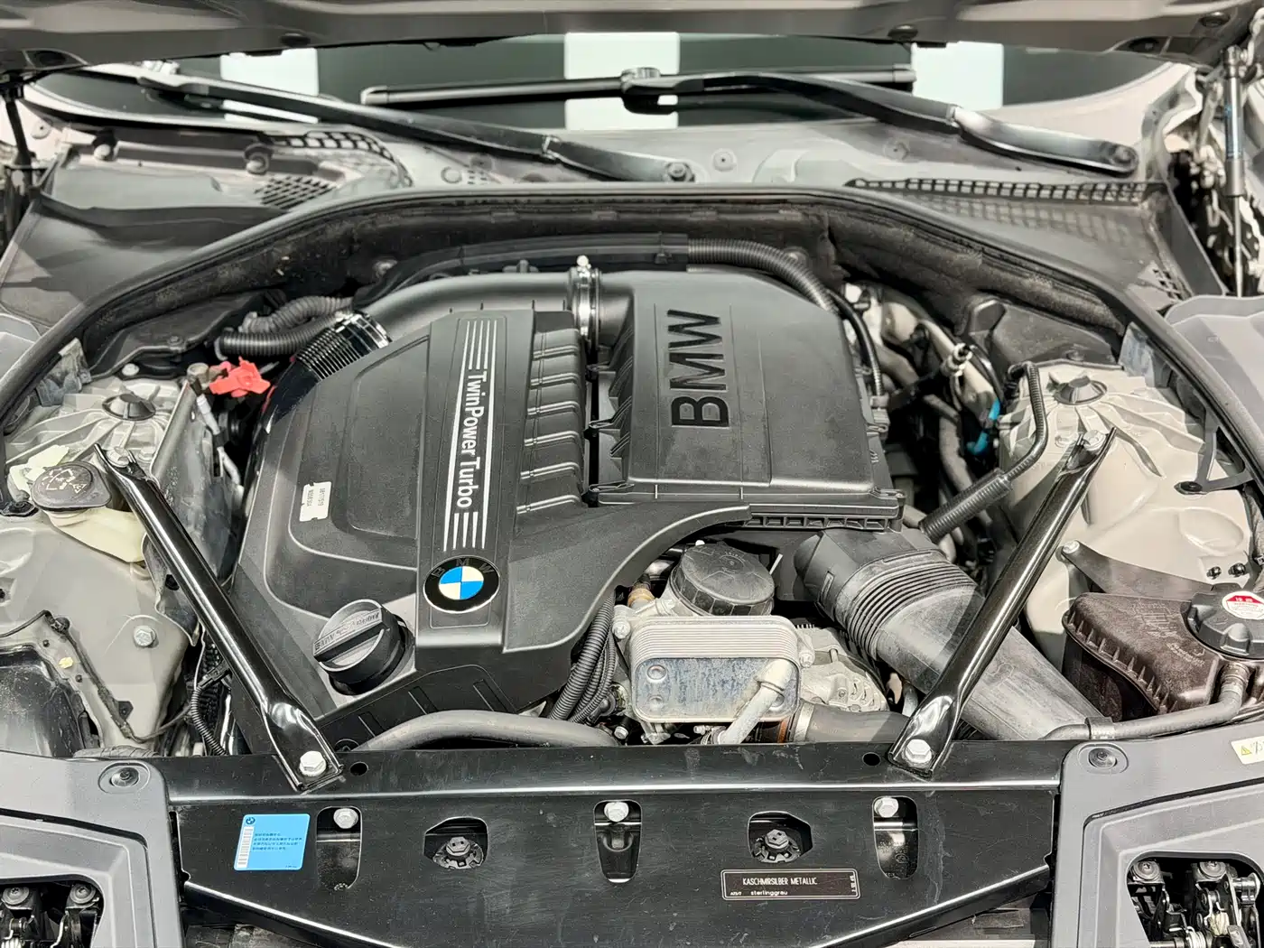 BMW 5 Series (Import) 2011 535i Luxury Sport фото 18