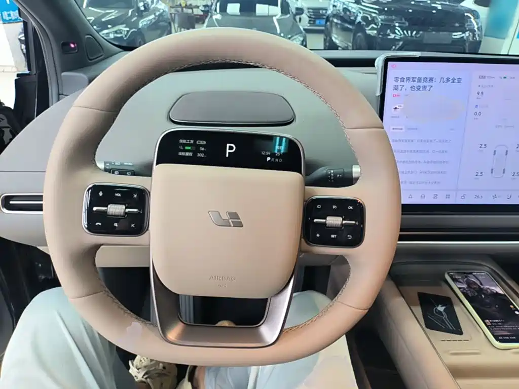Li Auto i6 2025 2025 4WD Base Model