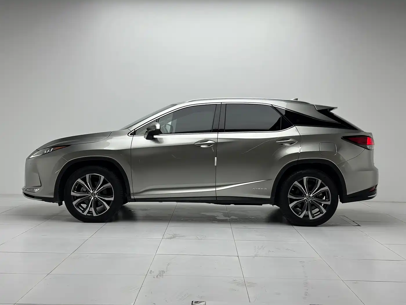 Photo 24 - Lexus RX