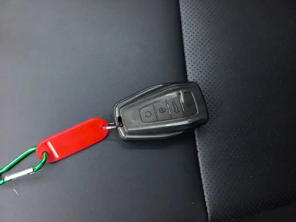 Фото 9 - Geely Binyue