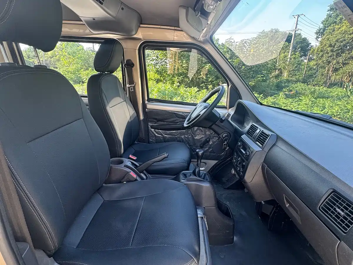 Wuling Motors Wuling Rongguang 2019 2019 1.5L extended basic model