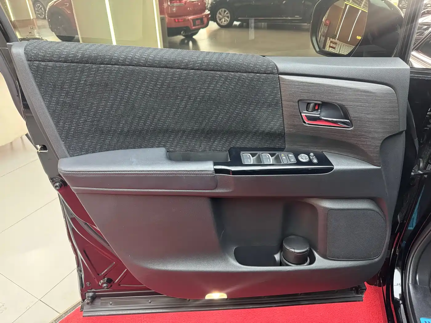 Honda Elysion 2025 2024 2.0L e:HEV Comfort Edition
