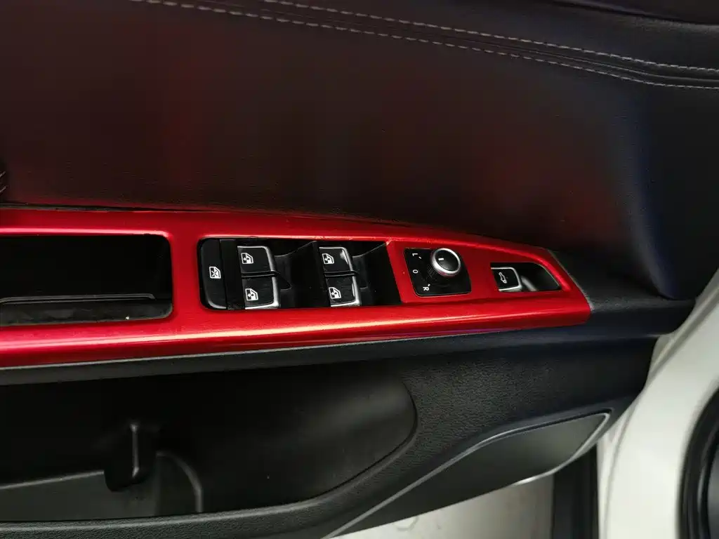 Hanteng Auto Hanteng X7 2017 2016 1.5T Manual Premium Edition