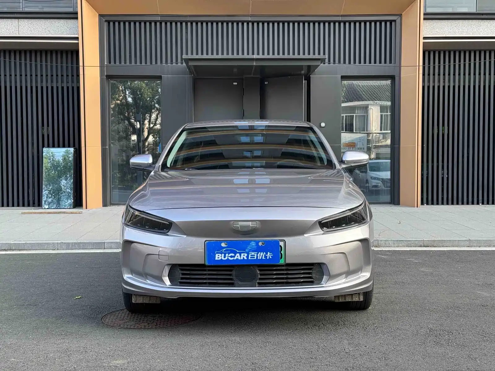 Фото 2 - Geely Geometry A