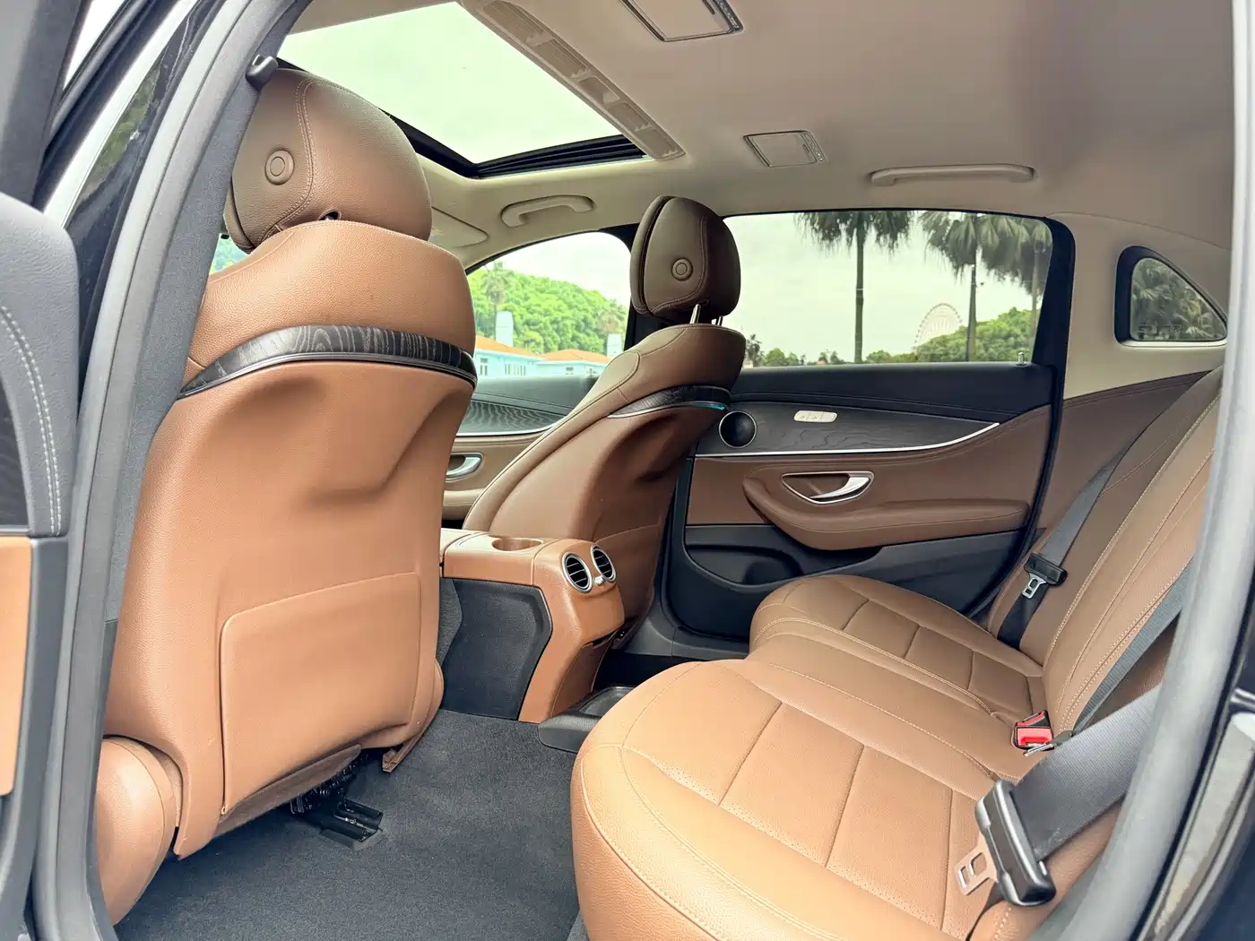 Mercedes-Benz E-Class 2019 E 260 L Sport фото 9