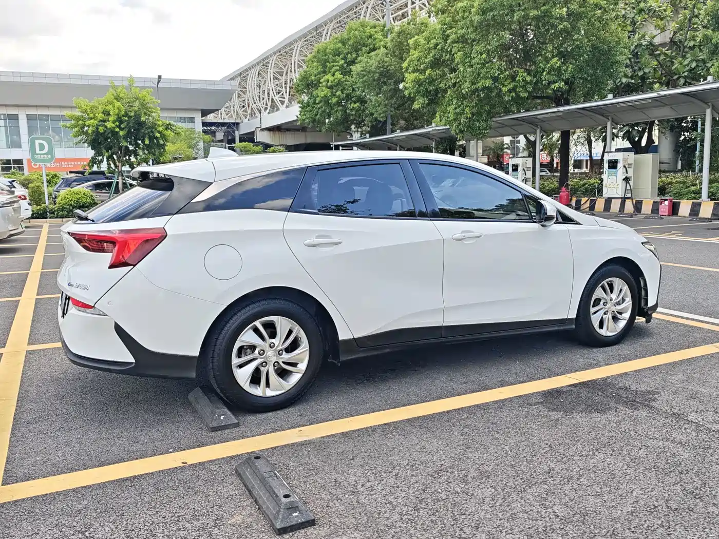Buick Velite 6 2020 2020 Plug-in Hybrid Connected Fashion Edition