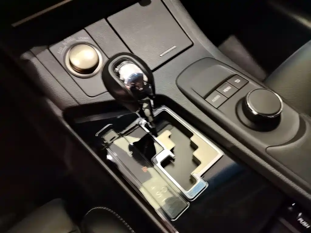 Lexus ES 2014 250 Elite Edition фото 21