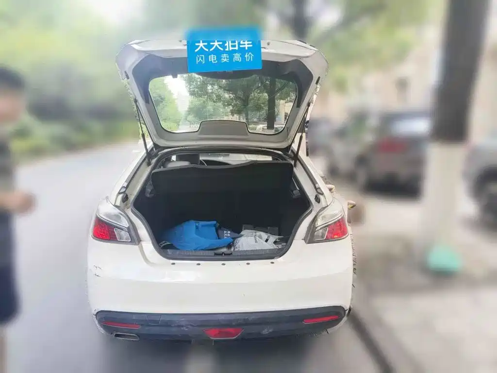 MG MG6 2012 2012 Hatchback 1.8L Auto Value Edition