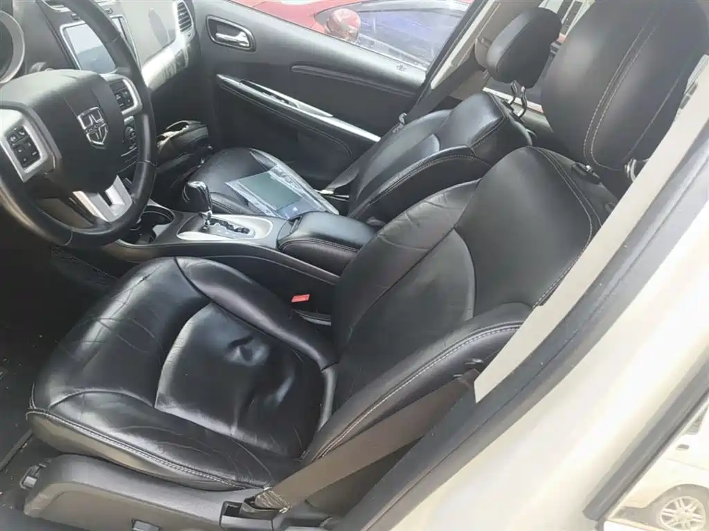 Dodge Journey 2016 2013 Model 2.4L 2WD Premium Edition