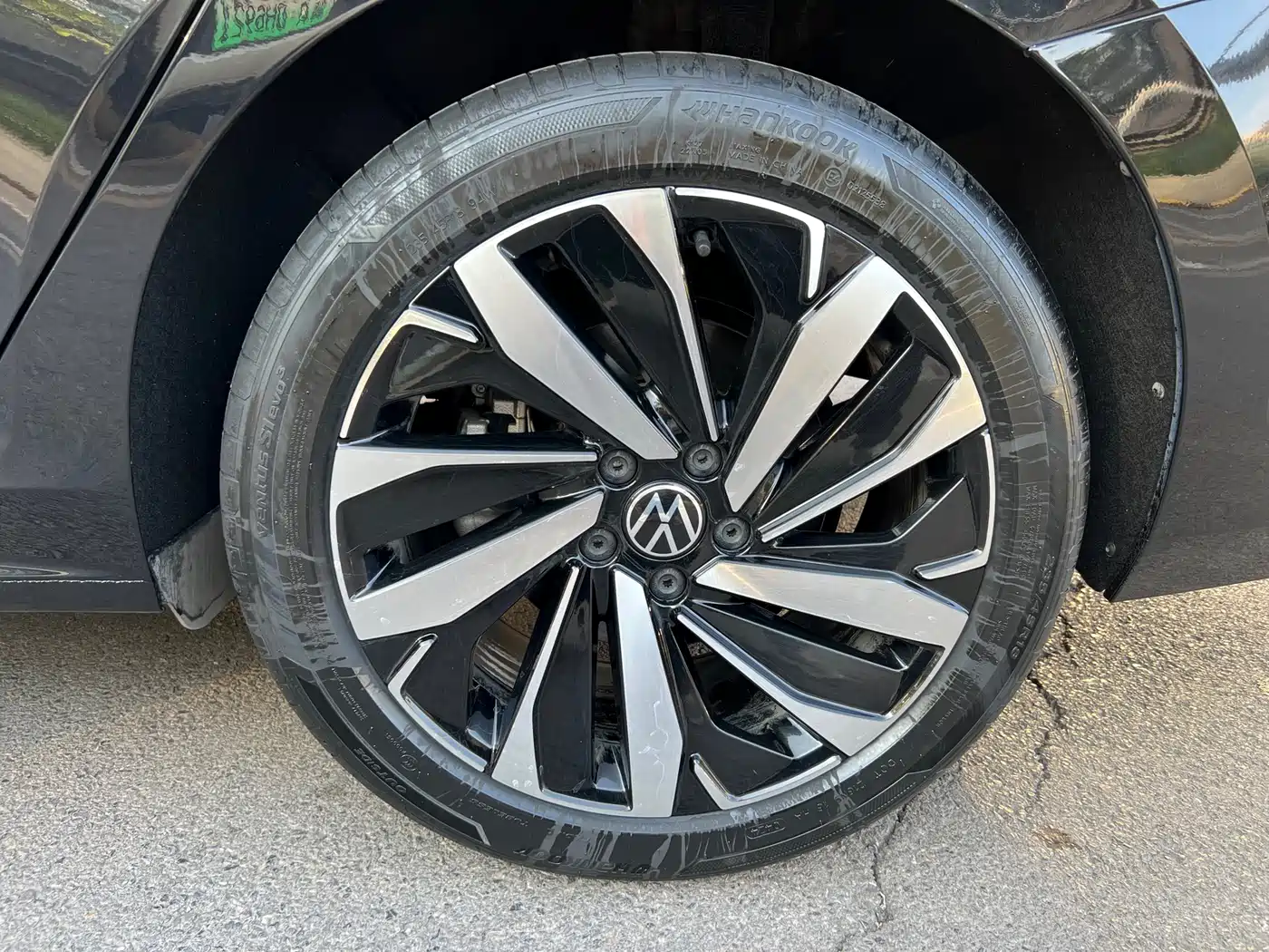 Volkswagen Passat 2024 380TSI Dragon Soaring Edition фото 21