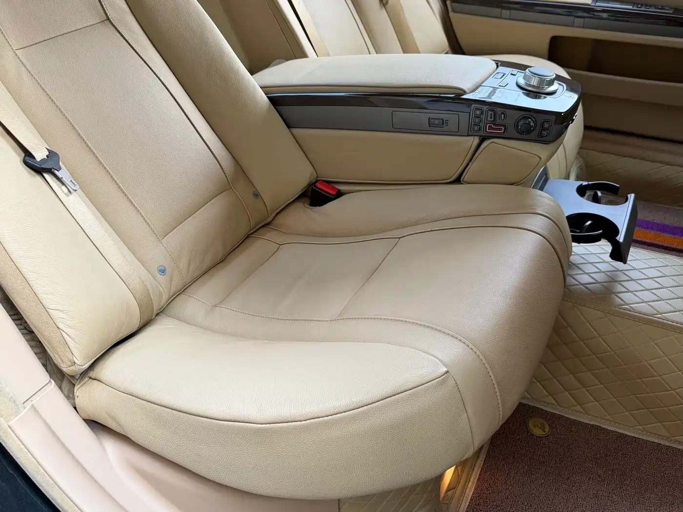 BMW 7 Series 2008 Model 730Li Classic Edition фото 21