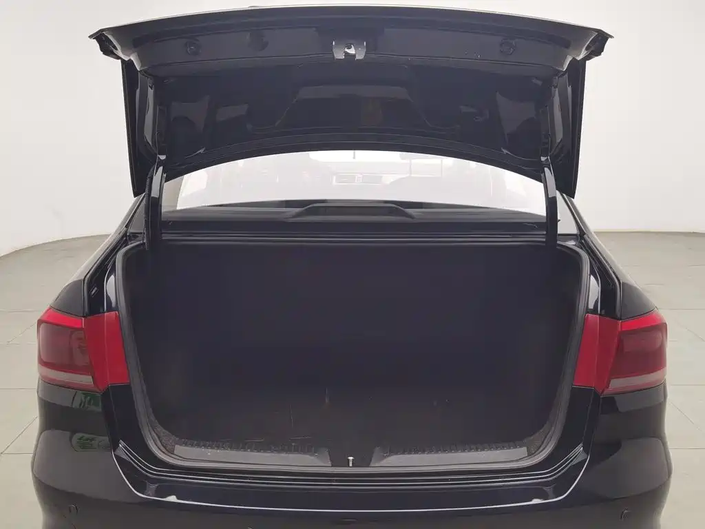 Volkswagen Santana 2014 2013 1.6L Manual Trend Edition