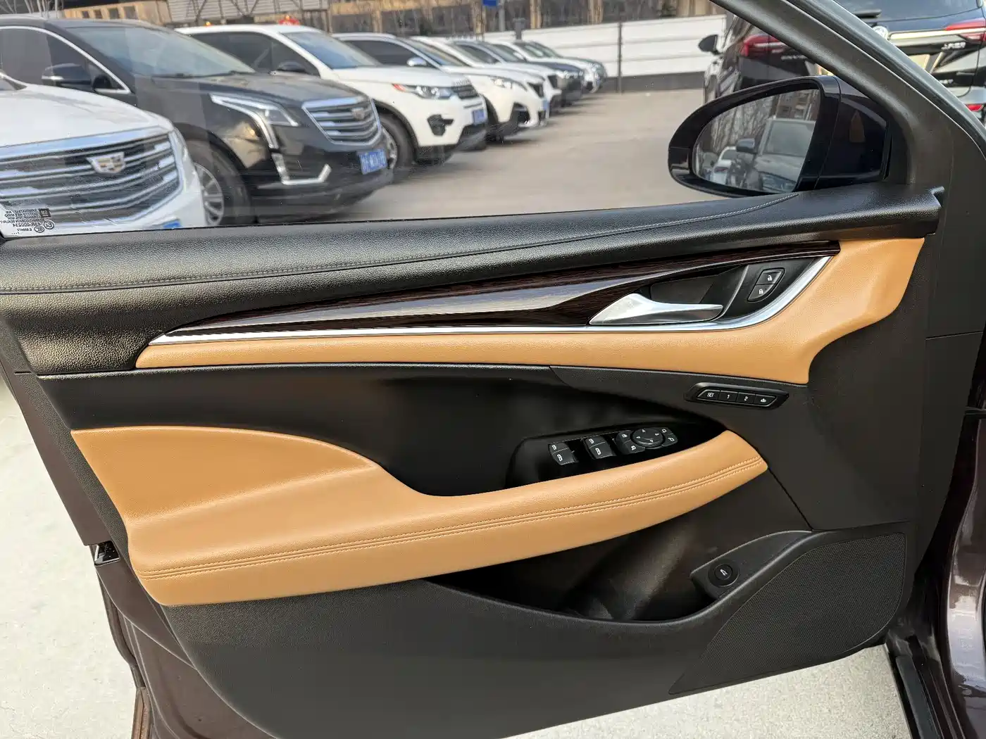 Buick LaCrosse 2018 Model 20T Luxury Edition фото 3