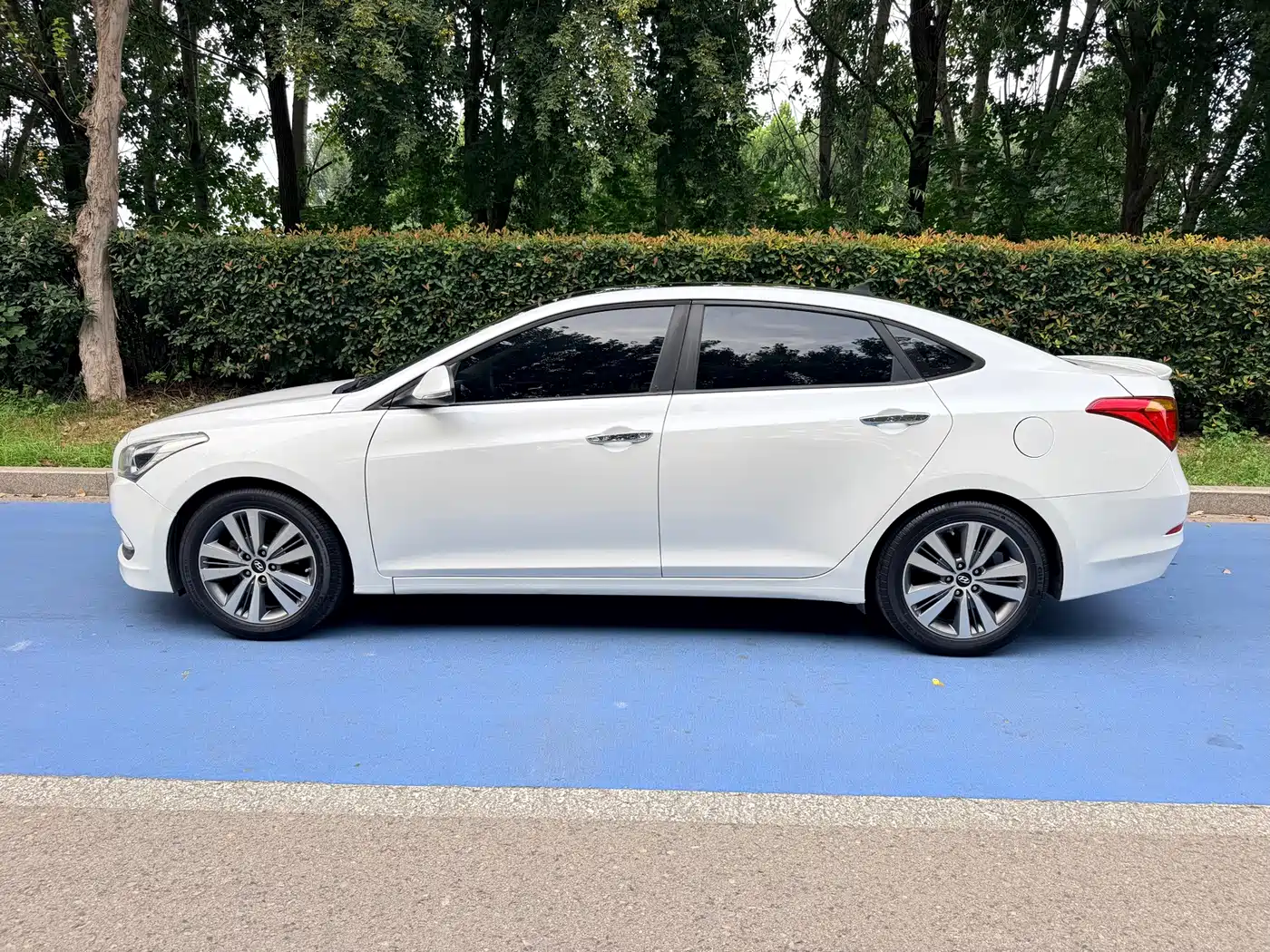Фото 4 - Hyundai Mistra