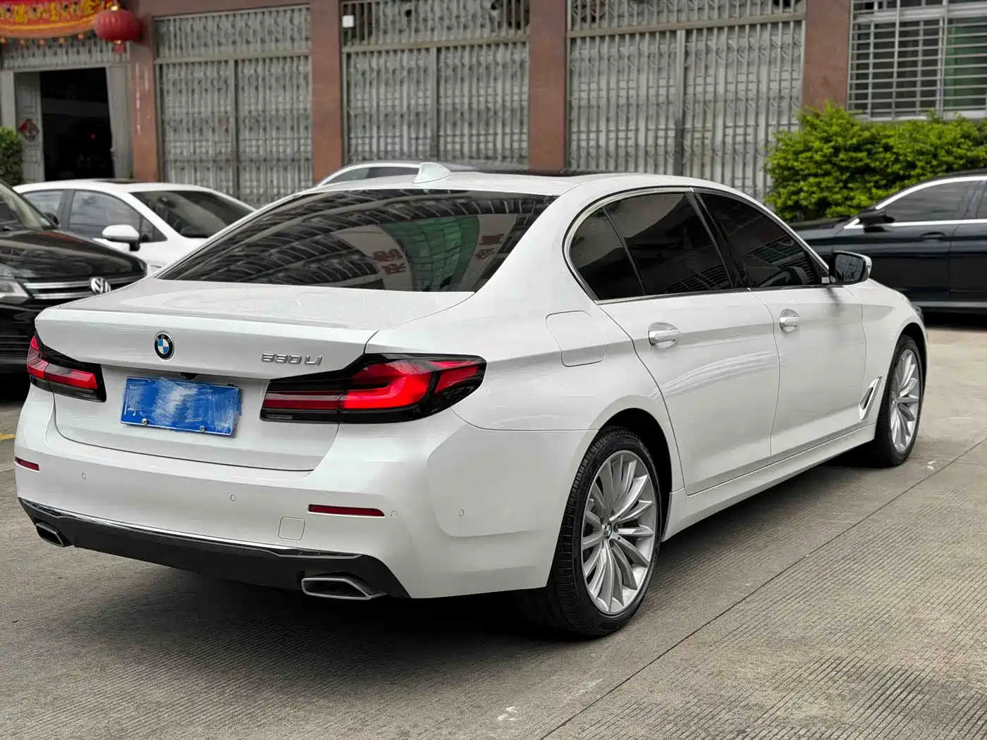 BMW 5 Series 2021 530Li Premium Luxury Package фото 19