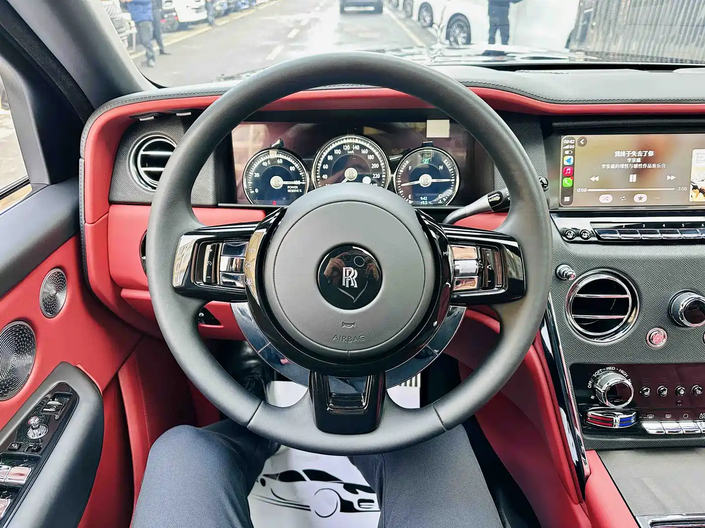 ROLLS-ROYCE CULLINAN