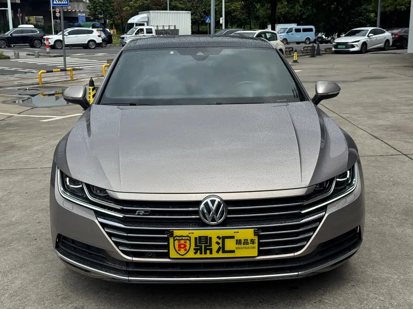 Volkswagen FAW-Volkswagen CC 2019 330TSI Charm Edition China VI фото 2