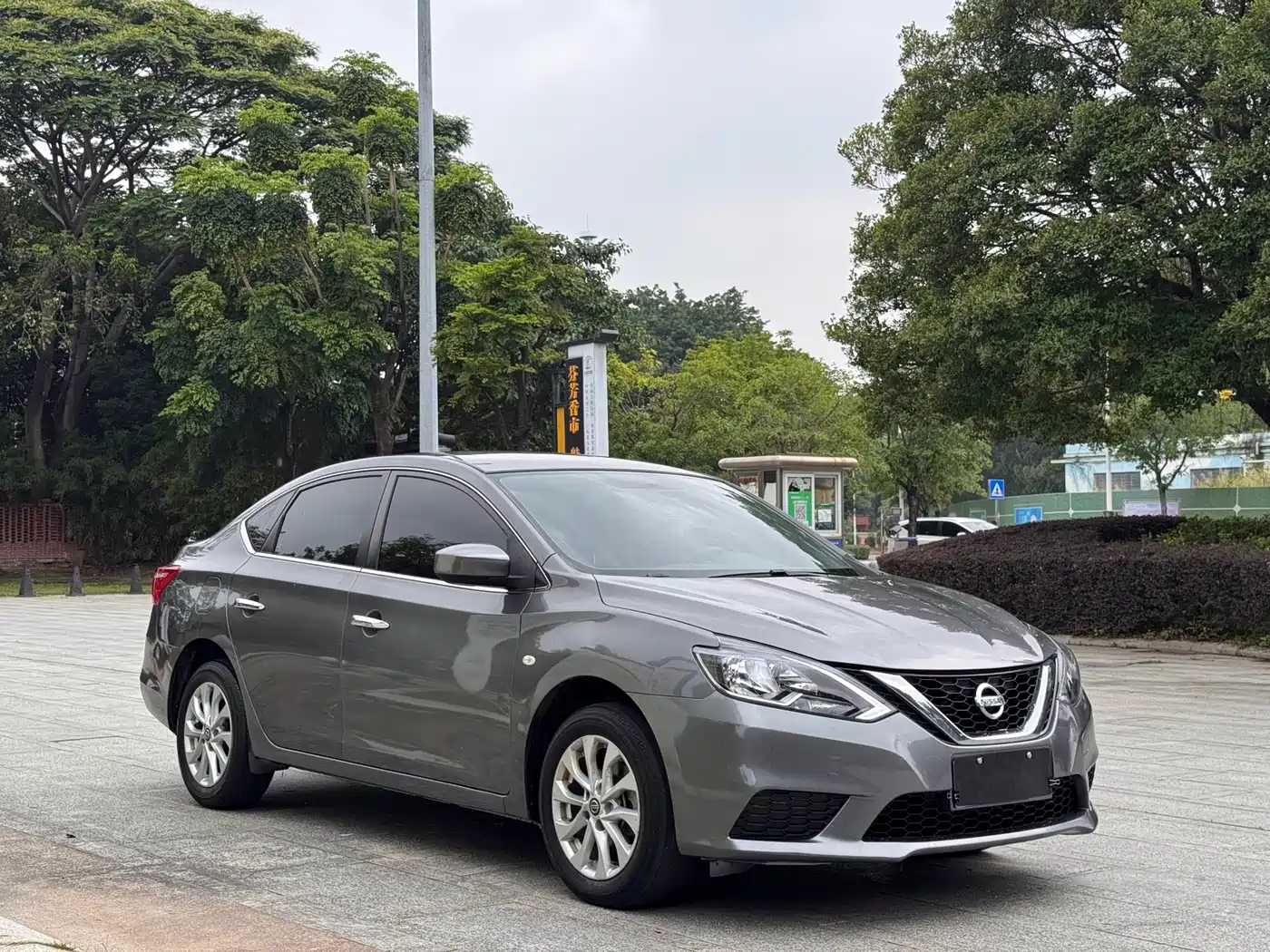 Nissan SYLPHY, миниатюра 3