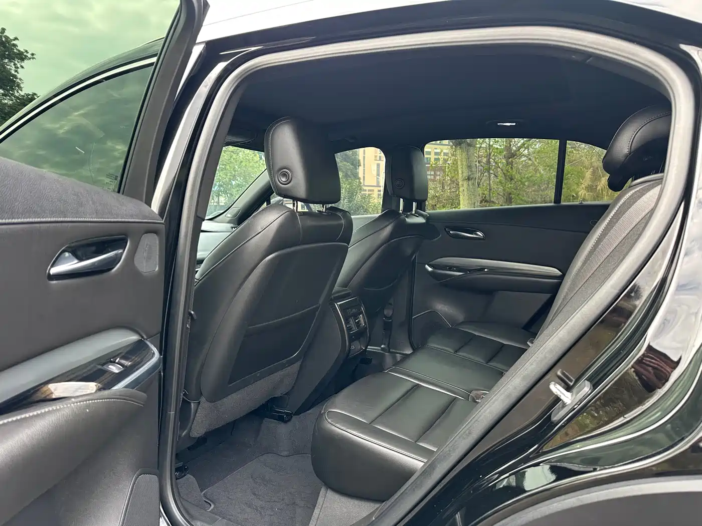 Cadillac XT4 2020 28T FWD Leading Trim фото 5