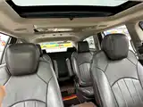 Фото 16 - Buick Enclave