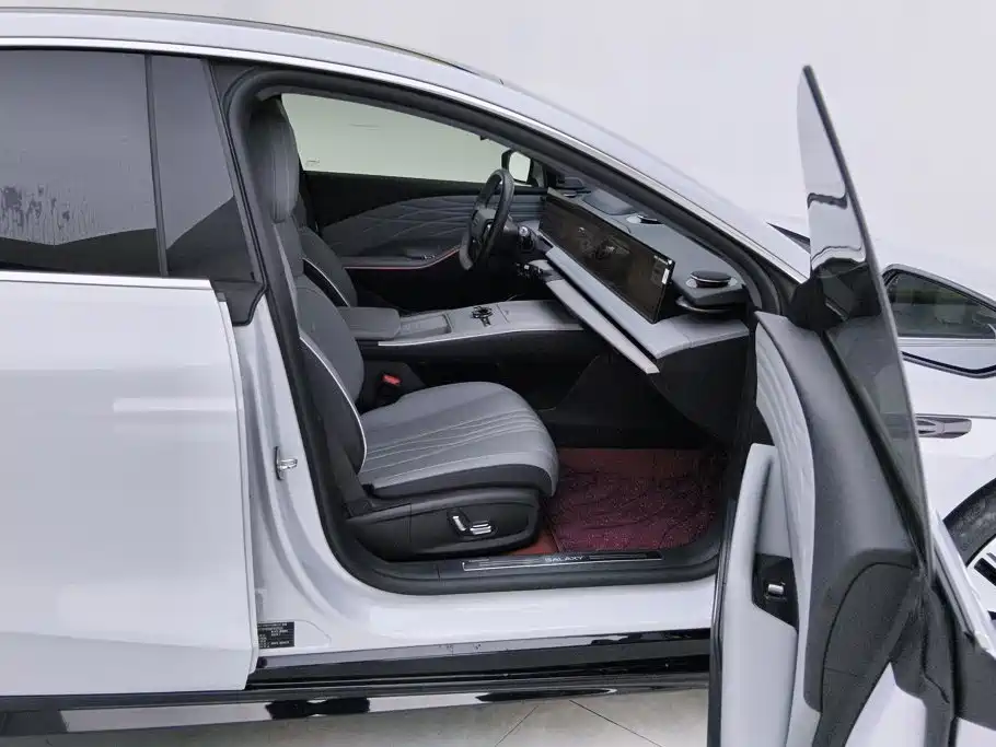 Geely Galaxy Galaxy E8 2024 2024 665km RWD Starship Voyager Edition