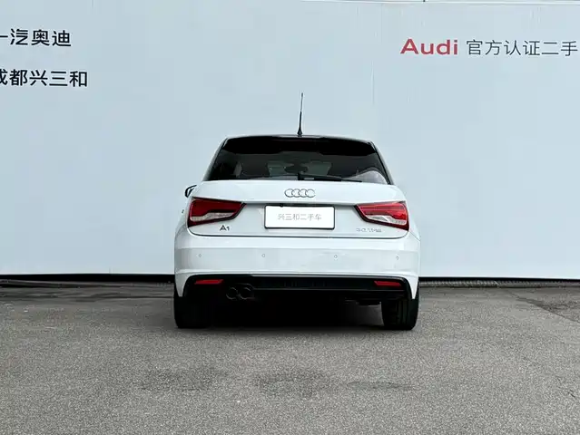 Audi A1 2018 30 TFSI Limited Collector's Edition — фото 5